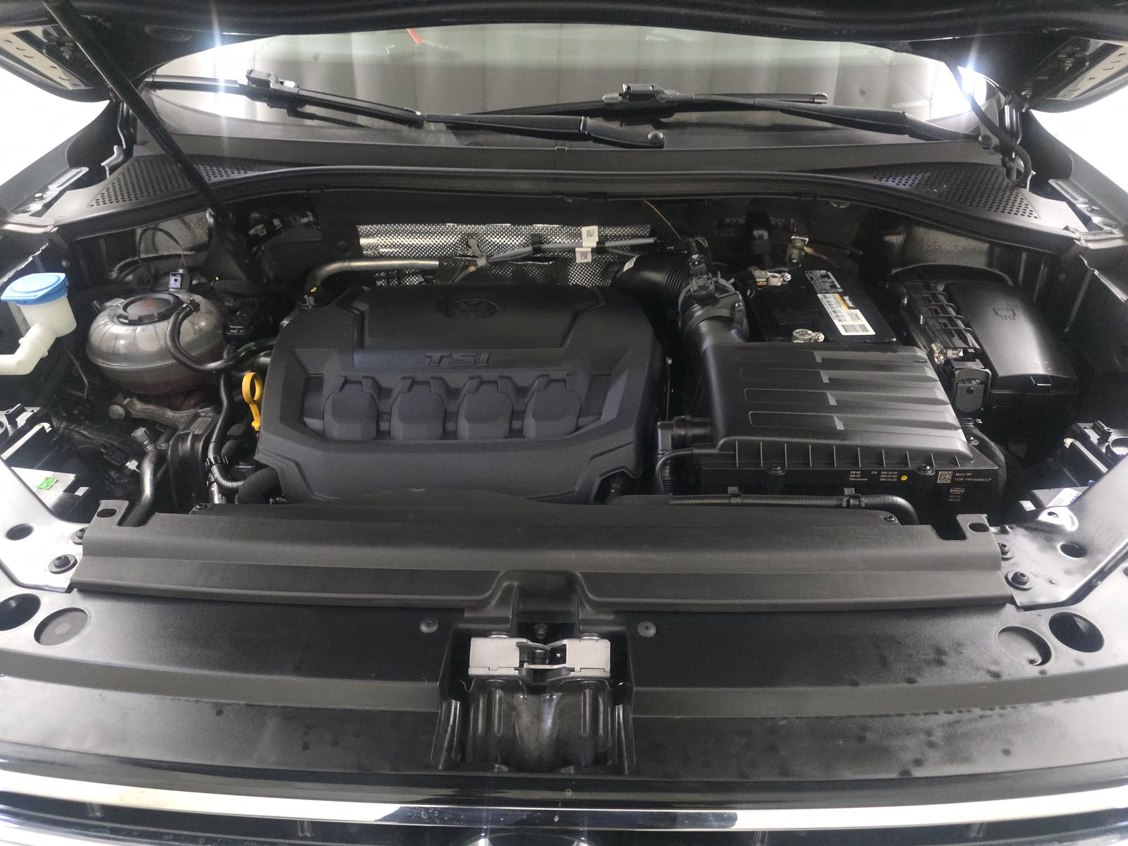 2022 Volkswagen Tiguan 2.0T SE FWD