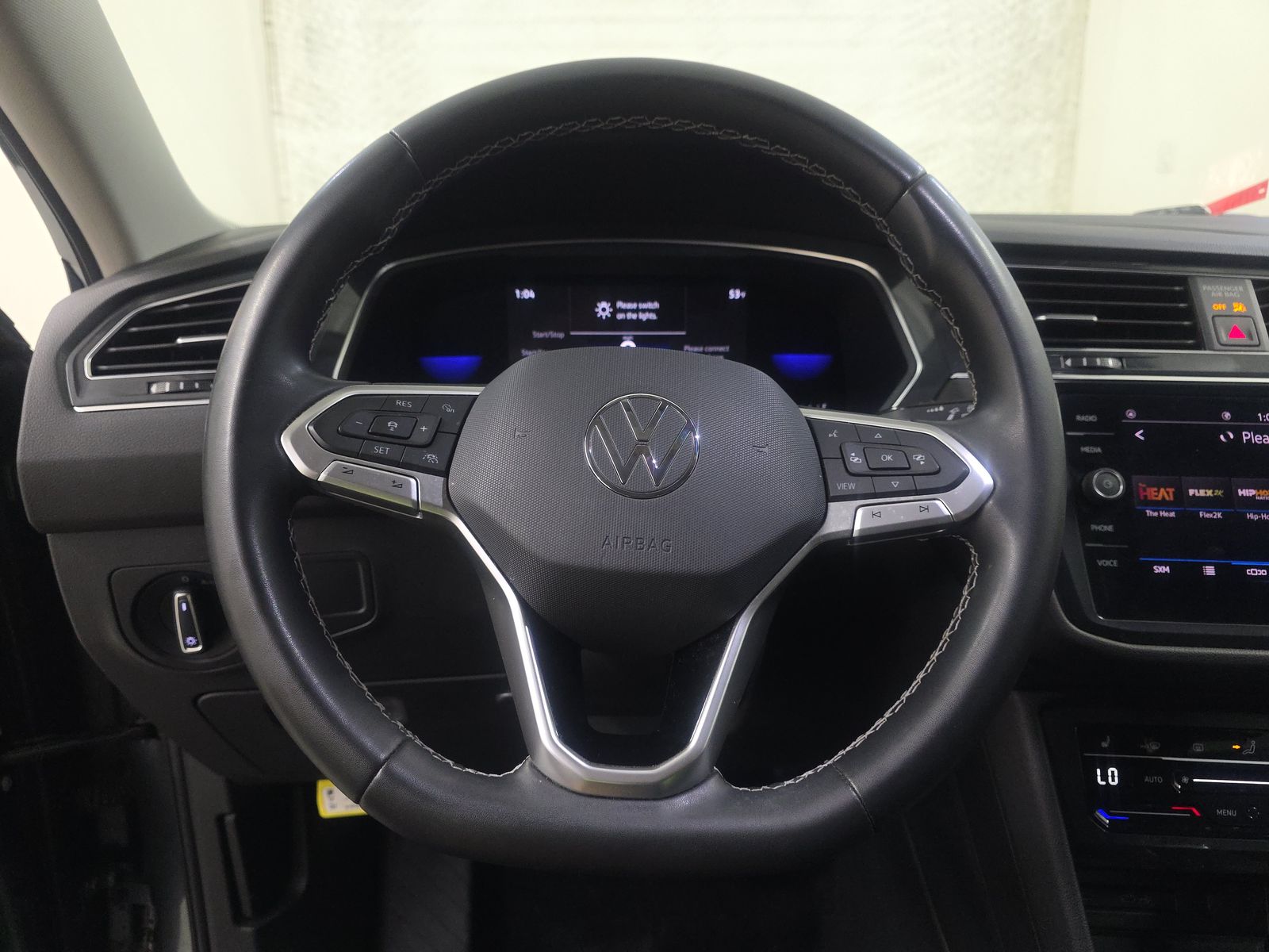 2022 Volkswagen Tiguan 2.0T SE FWD