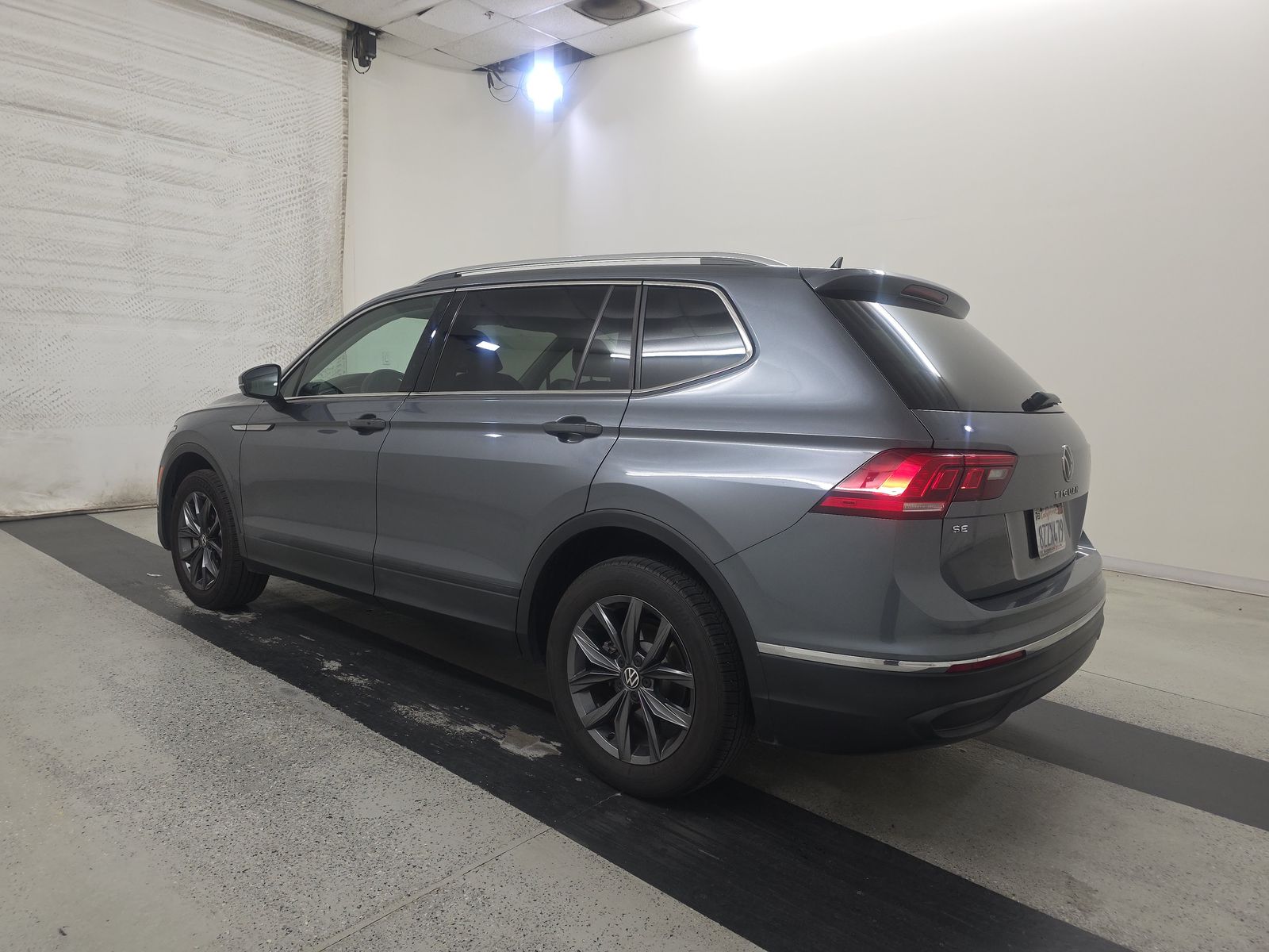 2022 Volkswagen Tiguan 2.0T SE FWD