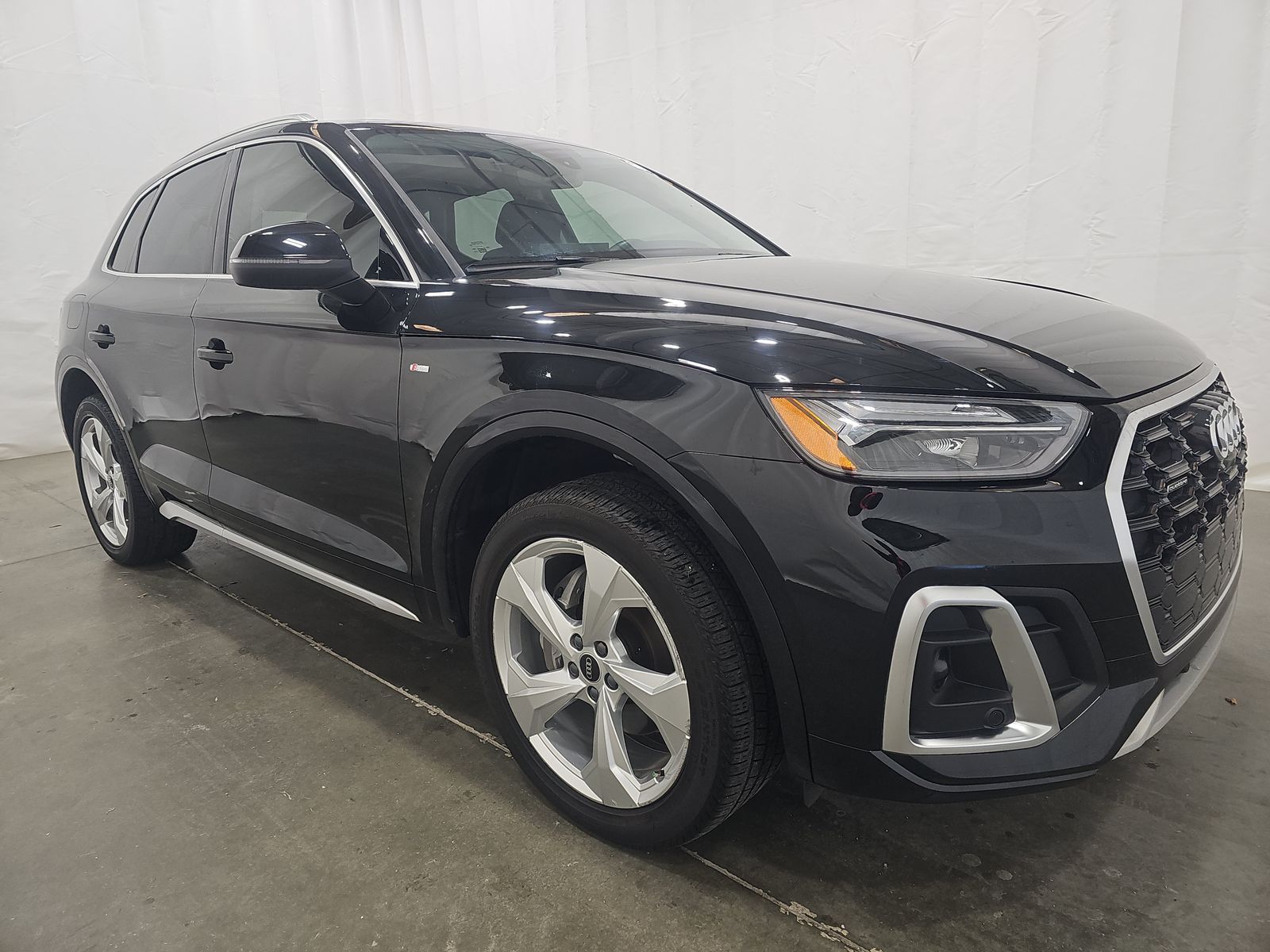 2022 Audi Q5 S line Premium Plus AWD
