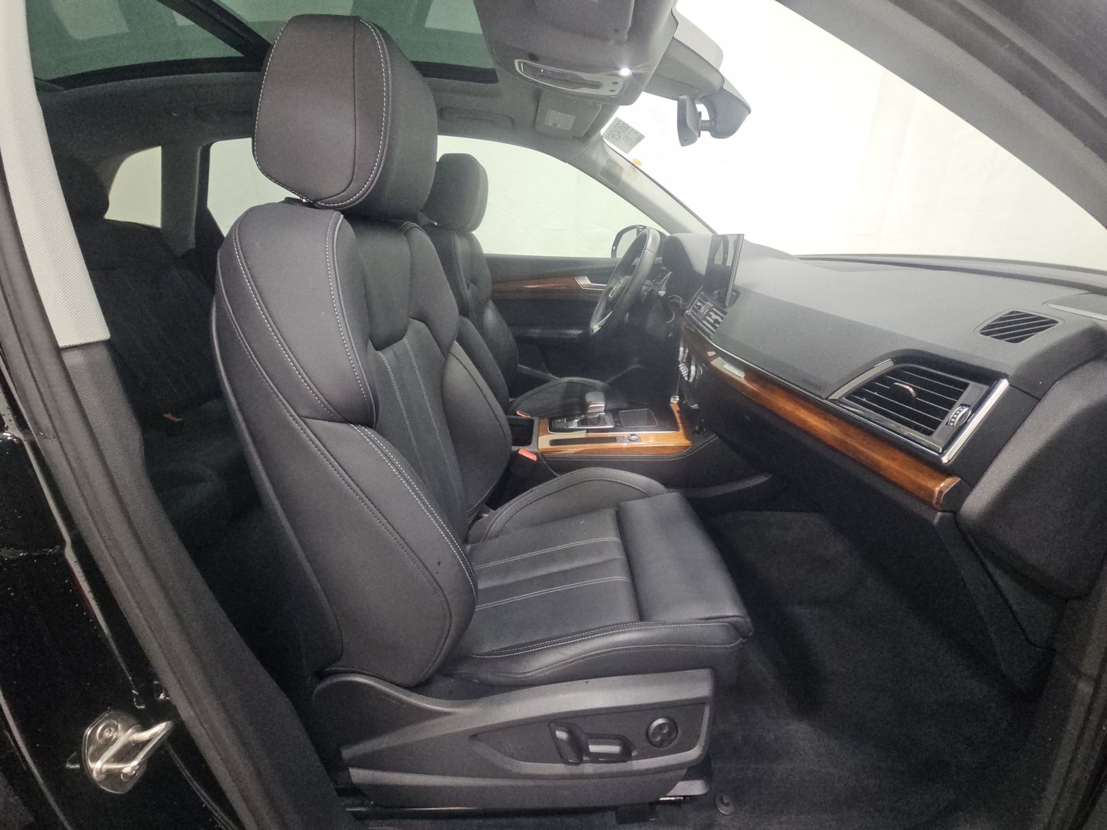 2022 Audi Q5 S line Premium Plus AWD