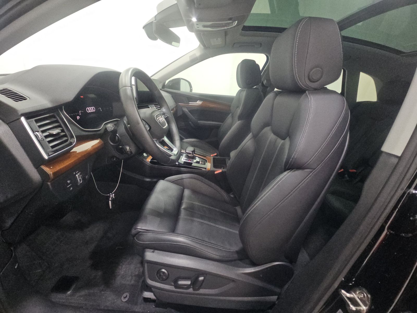 2022 Audi Q5 S line Premium Plus AWD