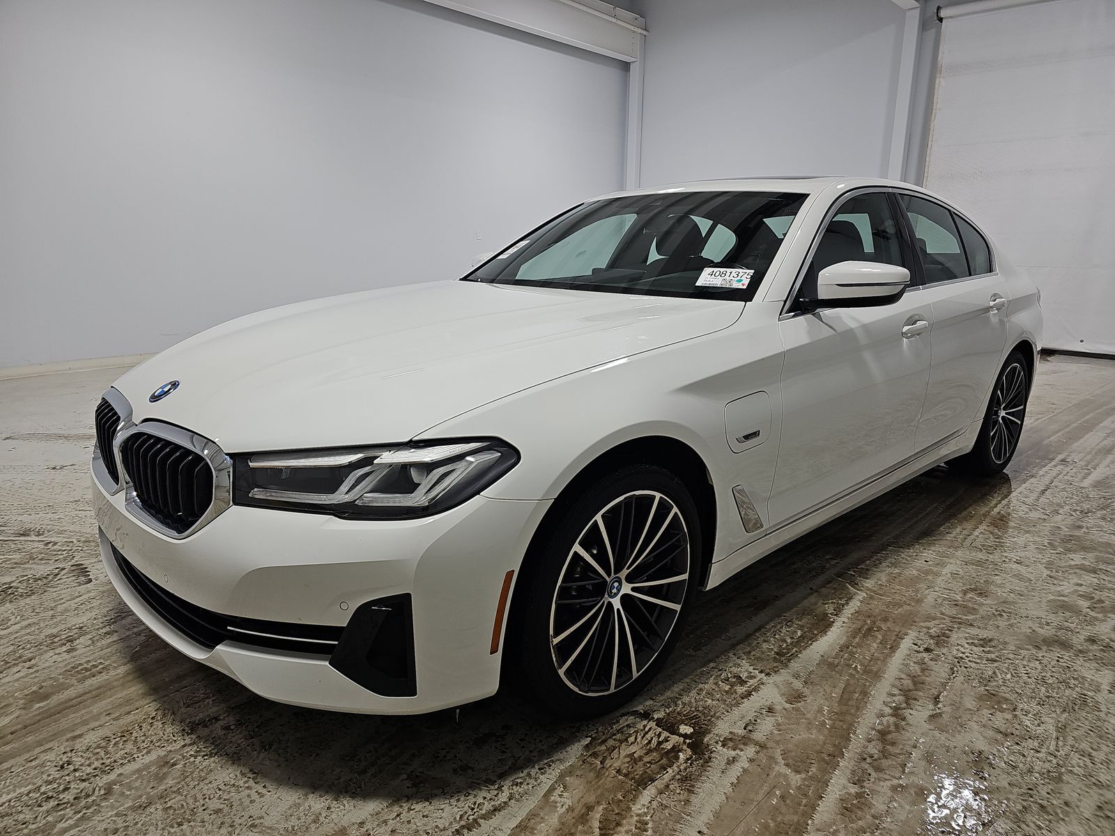 2023 BMW 5 Series 530e xDrive AWD