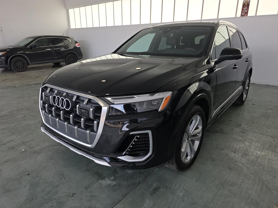 2025 Audi Q7 Premium Plus AWD