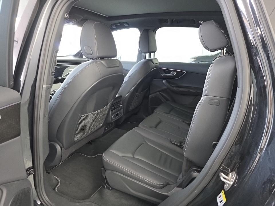 2025 Audi Q7 Premium Plus AWD