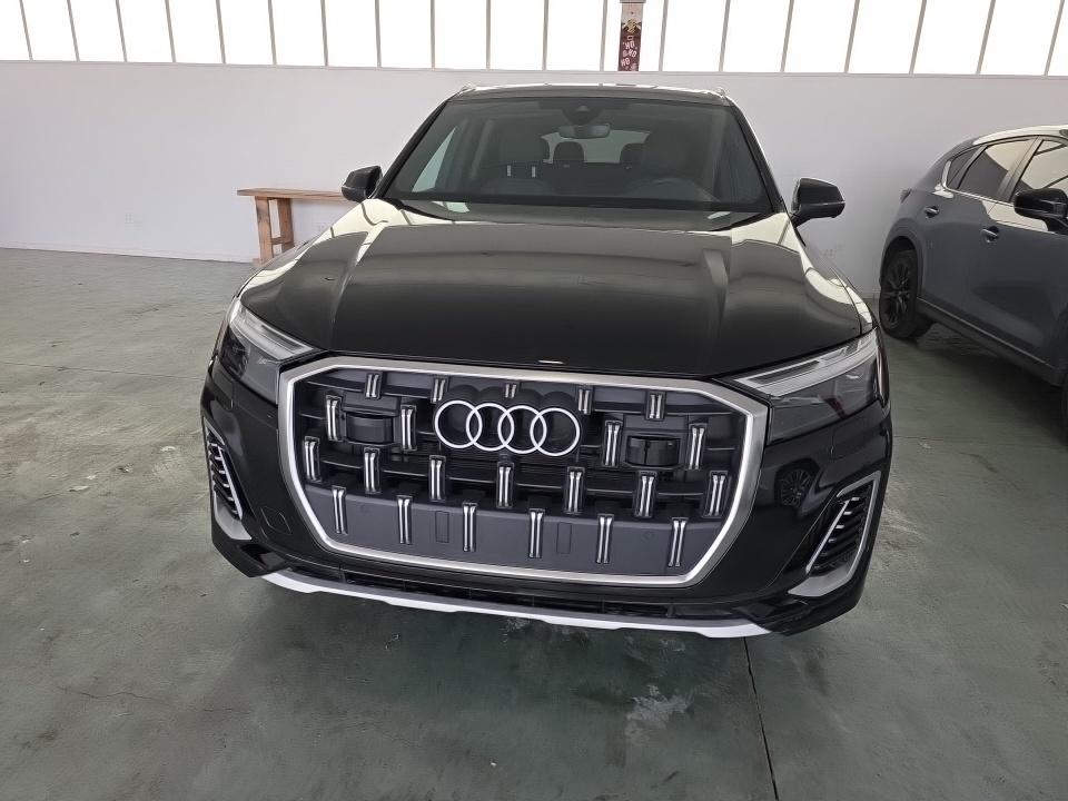 2025 Audi Q7 Premium Plus AWD