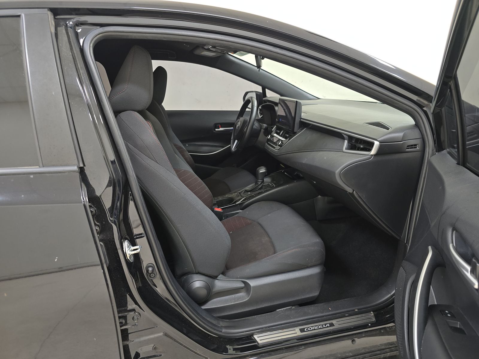 2024 Toyota Corolla SE FWD