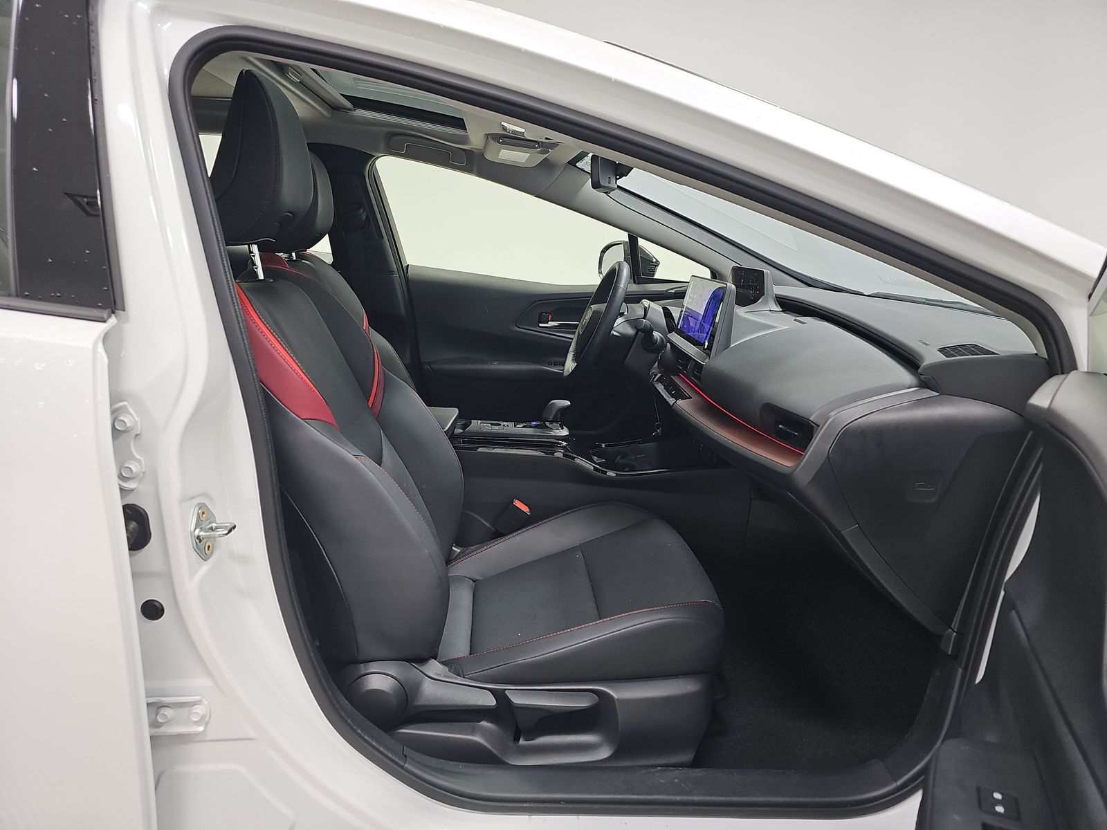 2024 Toyota Prius Prime XSE FWD