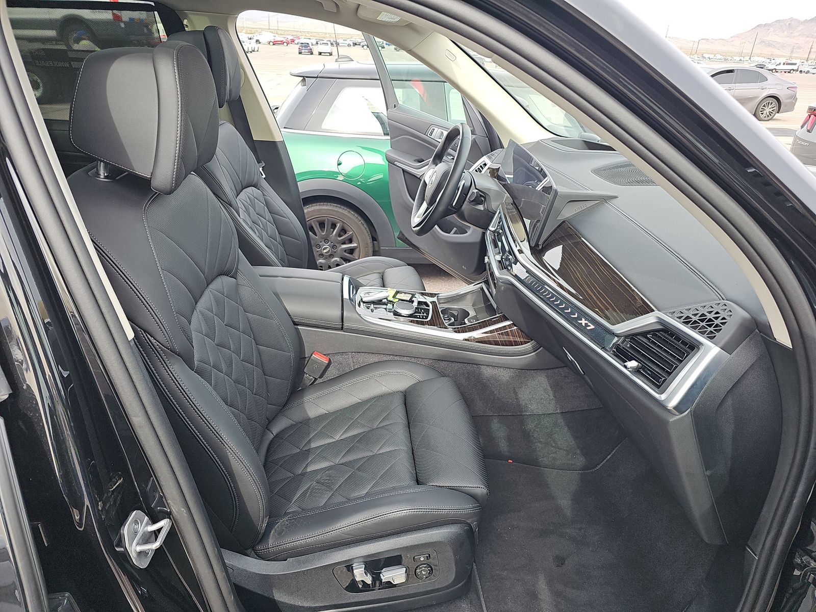 2024 BMW X7 xDrive40i AWD