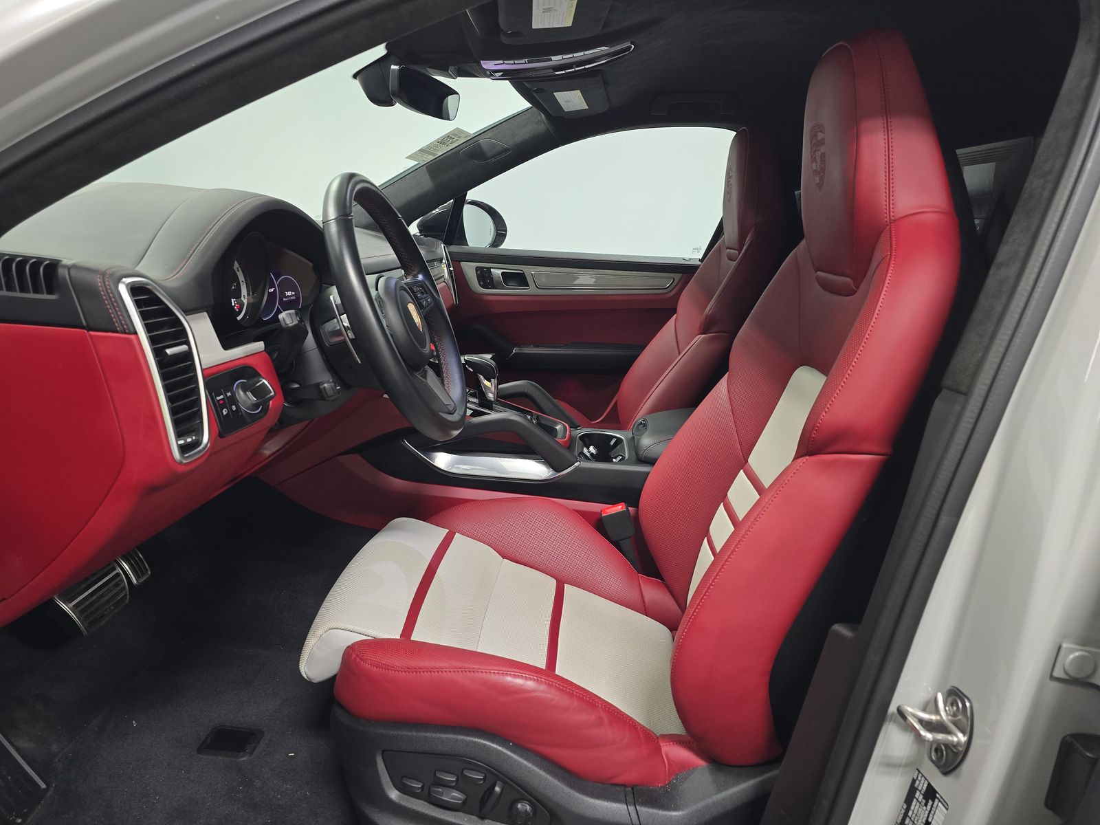 2022 Porsche Cayenne Turbo GT AWD