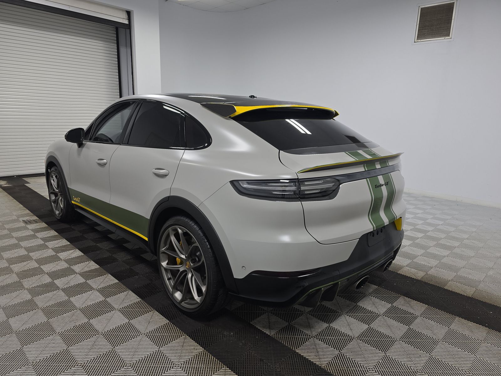 2022 Porsche Cayenne Turbo GT AWD