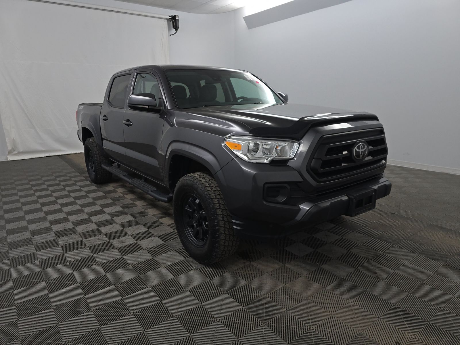 2023 Toyota Tacoma SR AWD