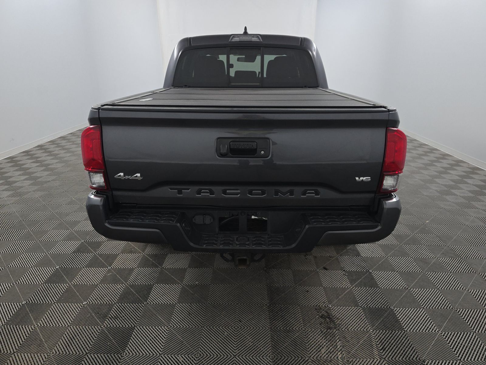 2023 Toyota Tacoma SR AWD