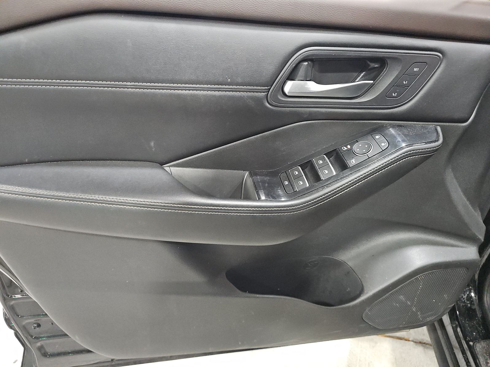 2023 Nissan Rogue SL FWD