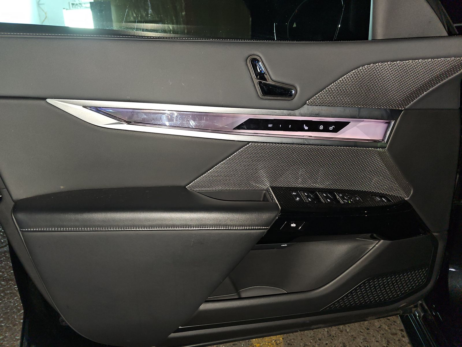 2025 BMW 7 Series 740i RWD