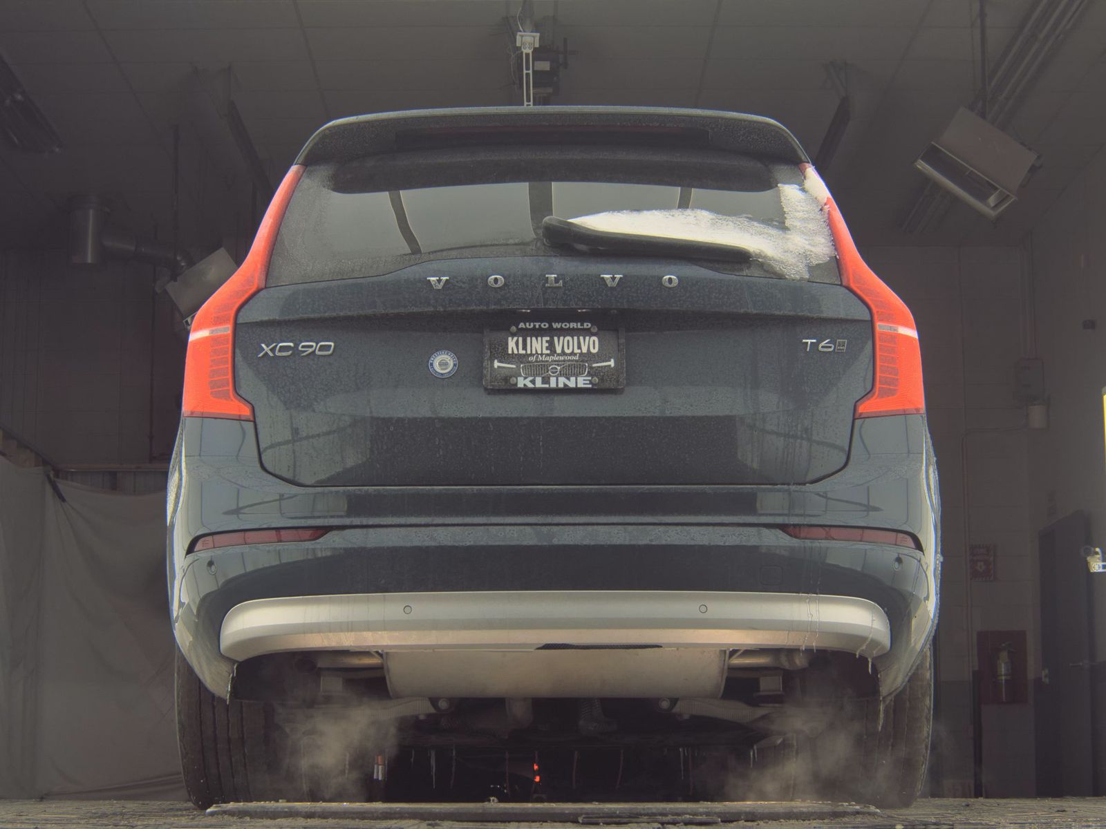 2022 Volvo XC90 T6 Momentum AWD