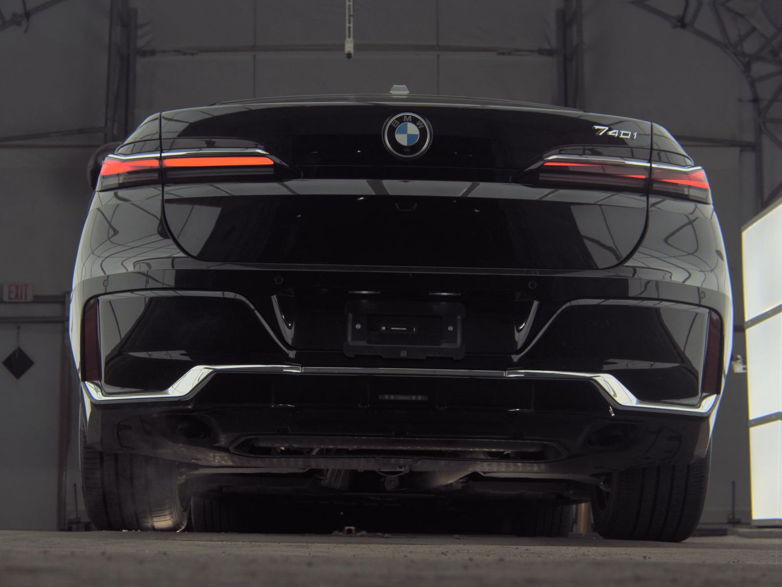 2025 BMW 7 Series 740i RWD