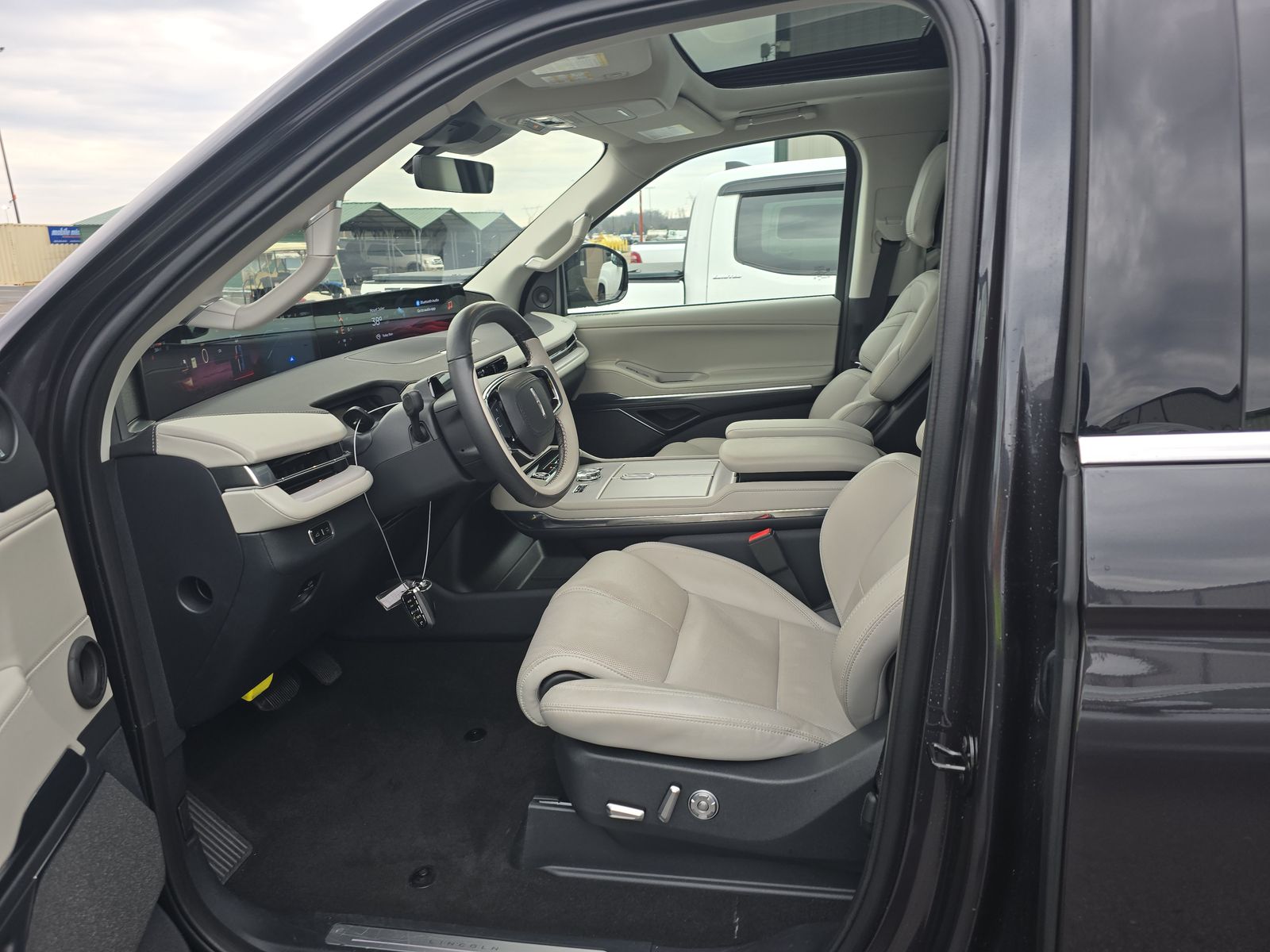 2025 Lincoln Navigator L Reserve AWD