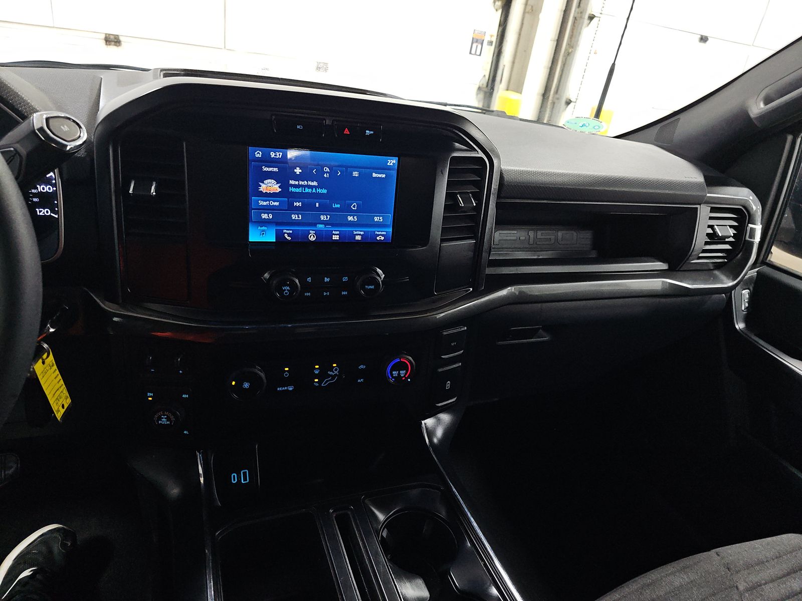 2023 Ford F-150 XL AWD