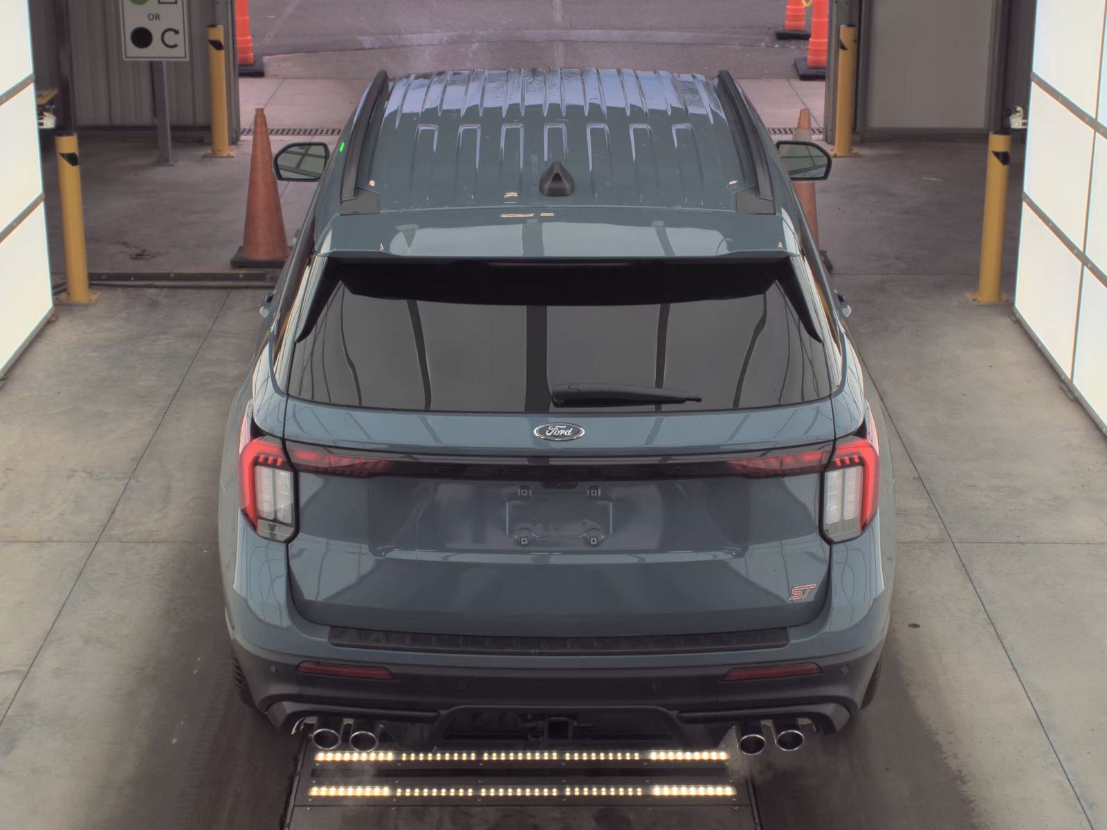 2025 Ford Explorer ST AWD