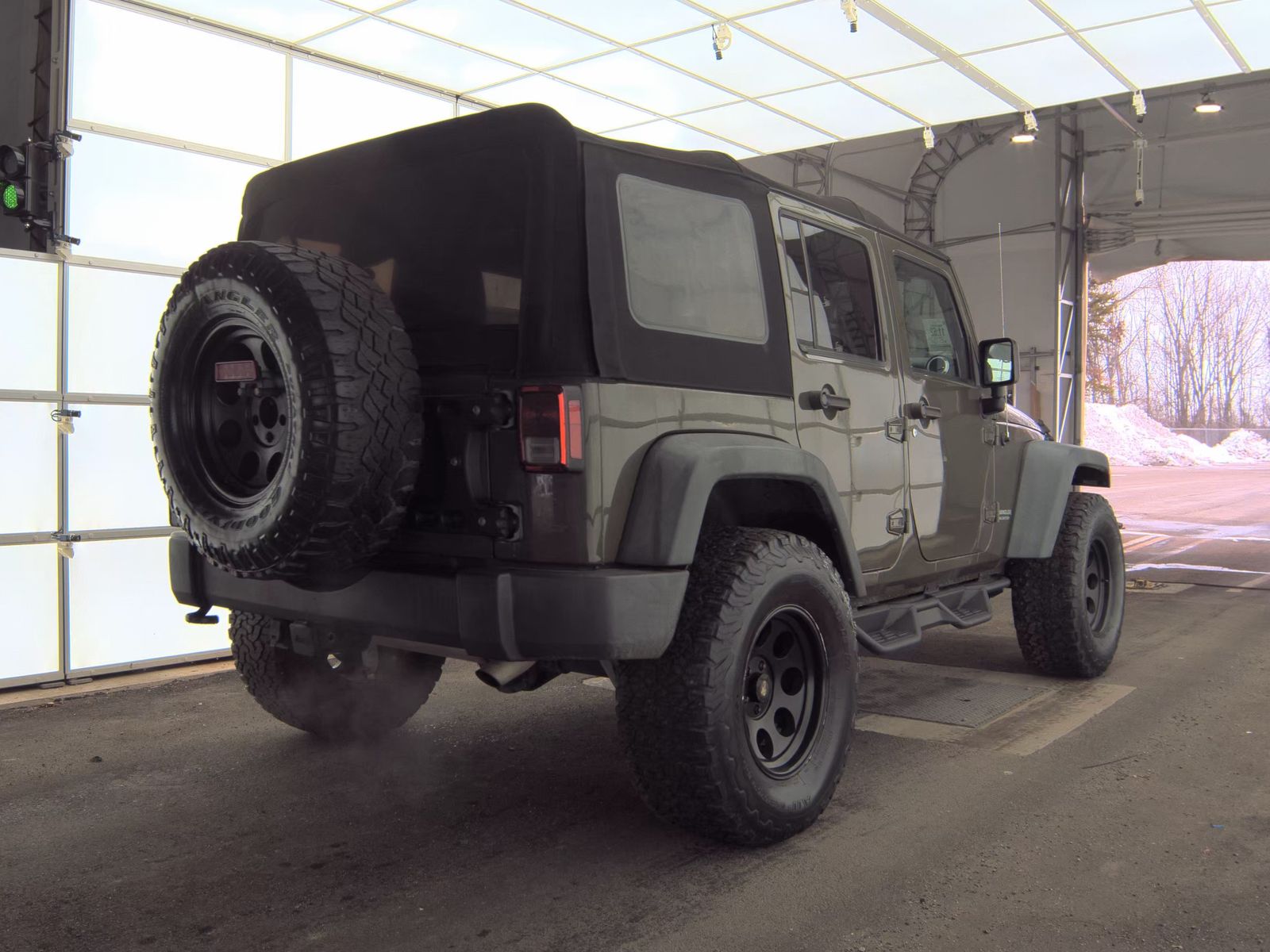 2015 Jeep Wrangler Unlimited Rubicon AWD