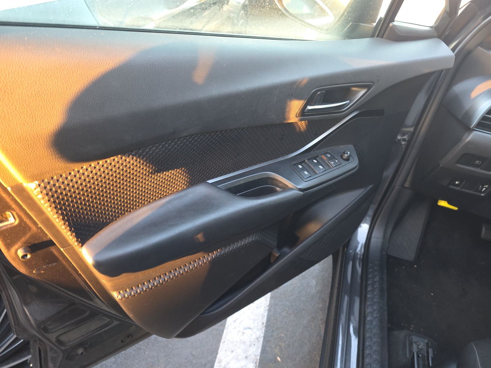 2019 Toyota C-HR LE FWD