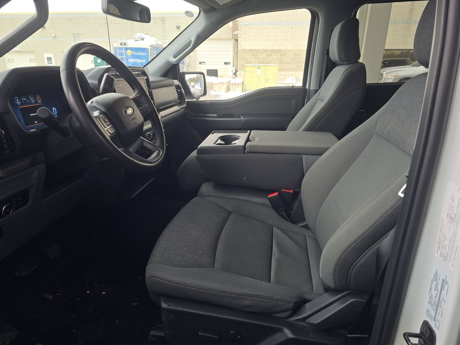 2024 Ford F-150 XLT AWD