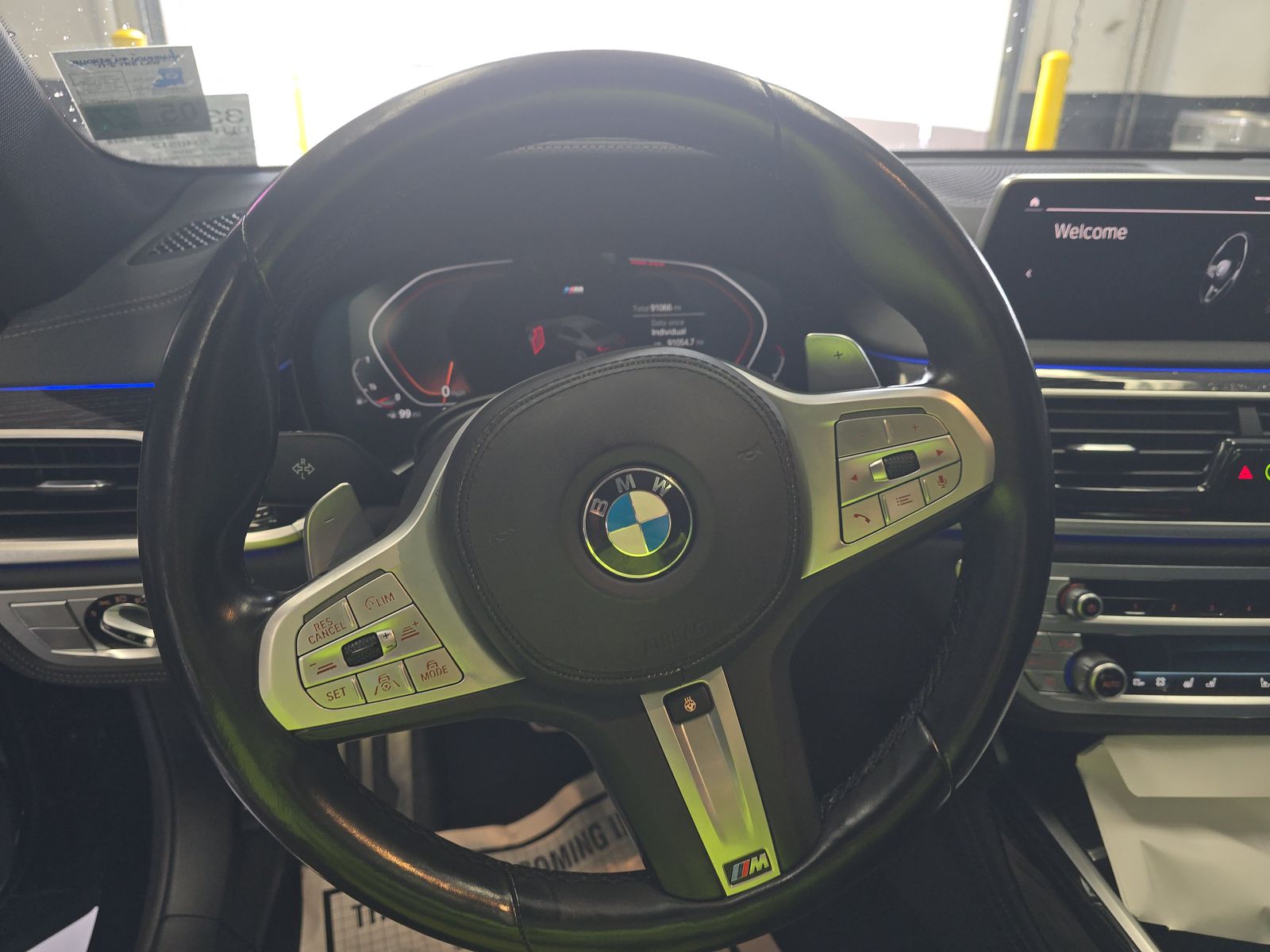 2022 BMW 7 Series 740i RWD