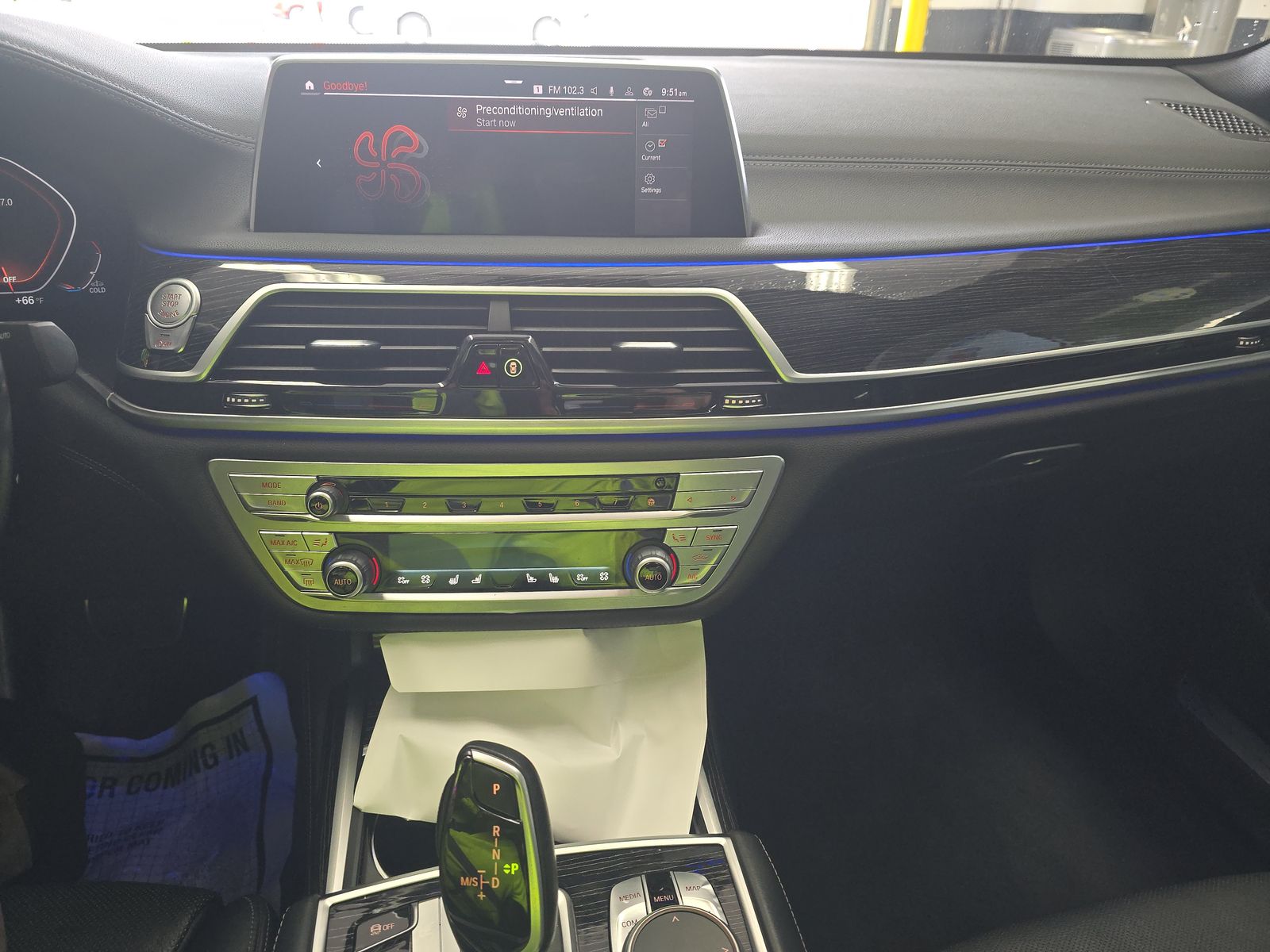 2022 BMW 7 Series 740i RWD