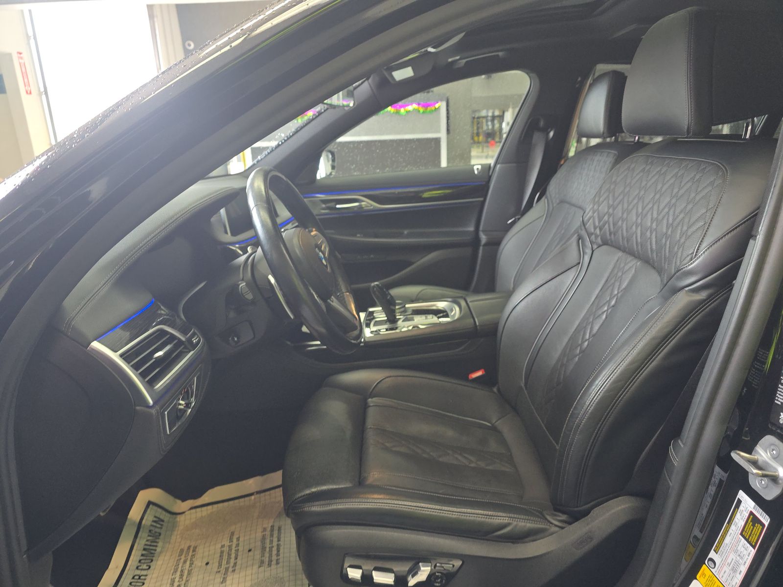 2022 BMW 7 Series 740i RWD