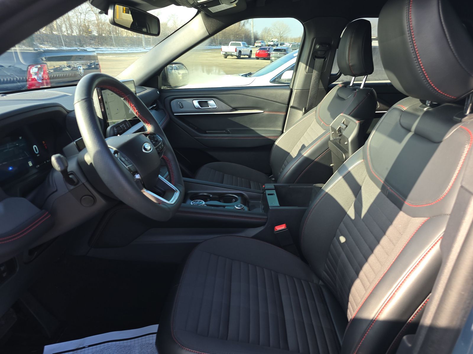 2025 Ford Explorer ST-Line RWD