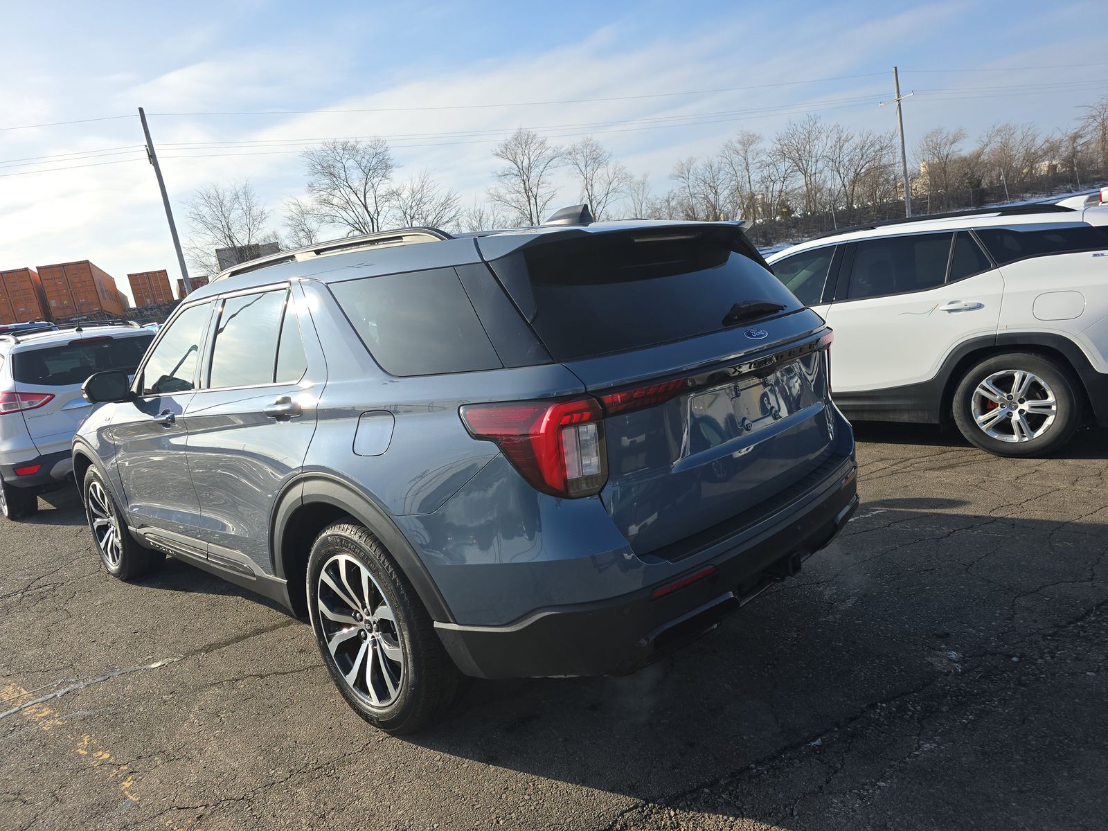 2025 Ford Explorer ST-Line RWD