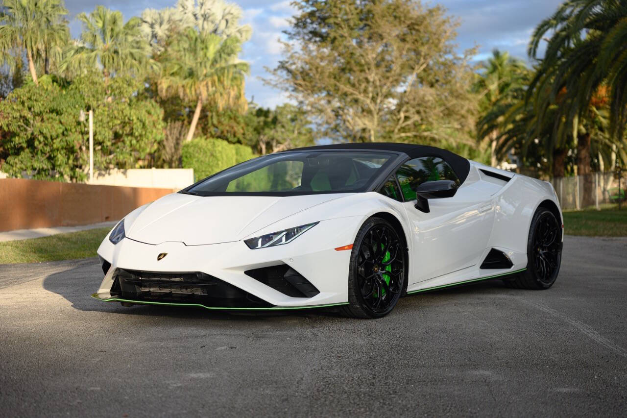 2023 Lamborghini Huracan EVO RWD