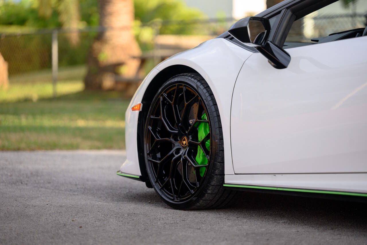 2023 Lamborghini Huracan EVO RWD