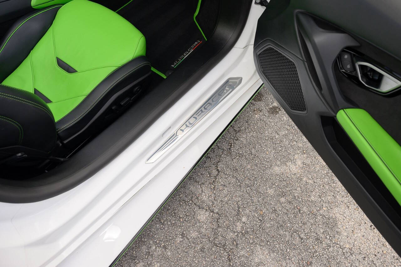 2023 Lamborghini Huracan EVO RWD