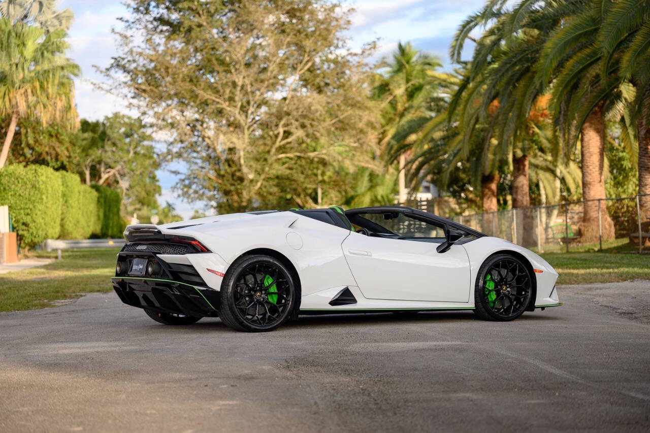 2023 Lamborghini Huracan EVO RWD