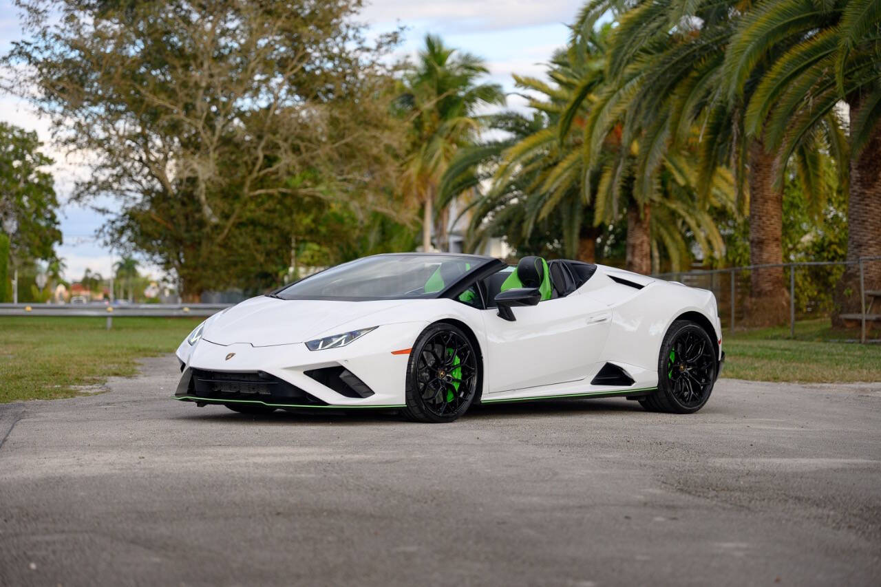 2023 Lamborghini Huracan EVO RWD