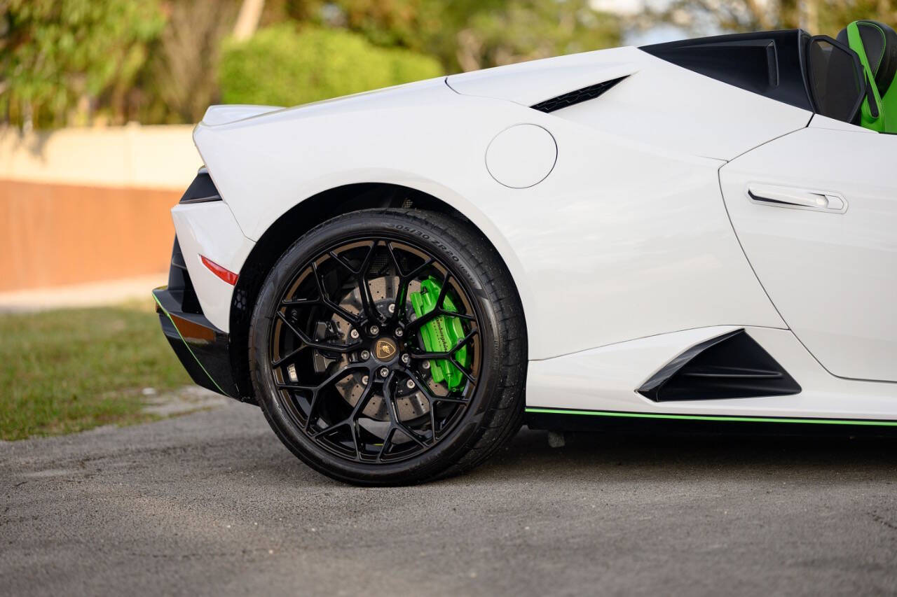 2023 Lamborghini Huracan EVO RWD