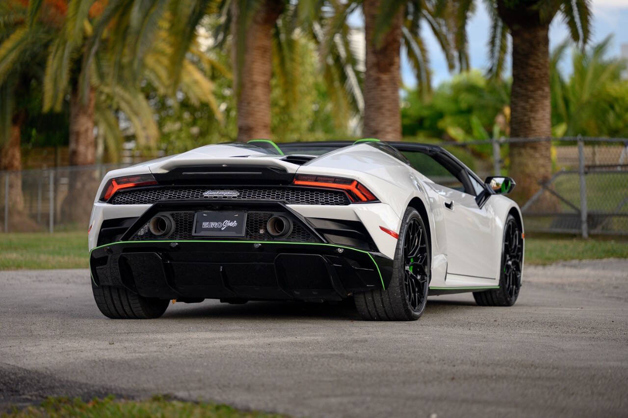 2023 Lamborghini Huracan EVO RWD