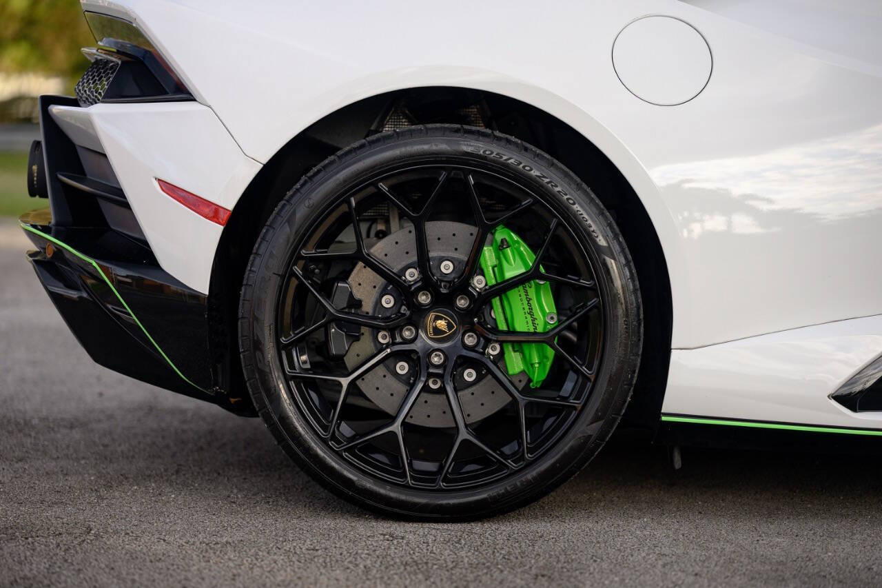 2023 Lamborghini Huracan EVO RWD