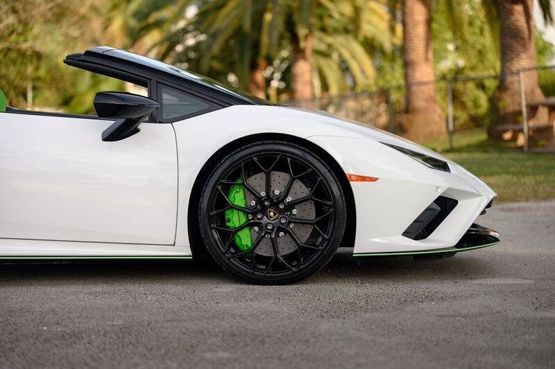 2023 Lamborghini Huracan EVO RWD