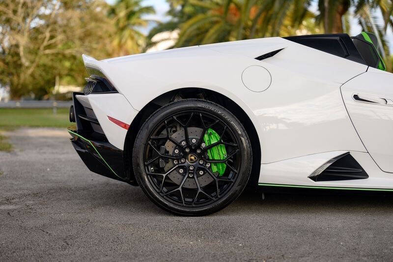 2023 Lamborghini Huracan EVO RWD