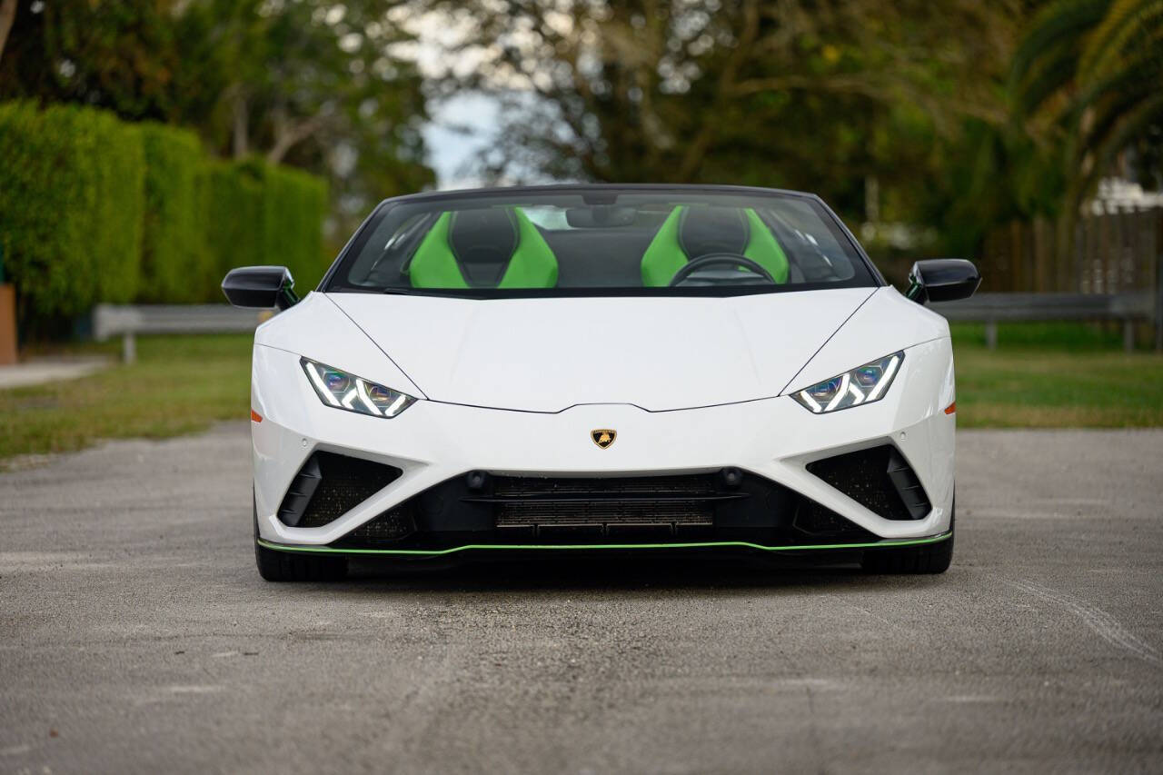 2023 Lamborghini Huracan EVO RWD