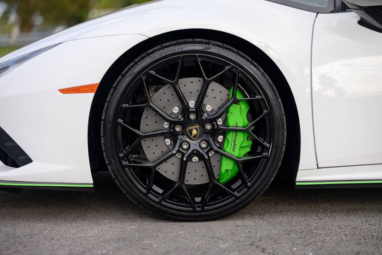 2023 Lamborghini Huracan EVO RWD