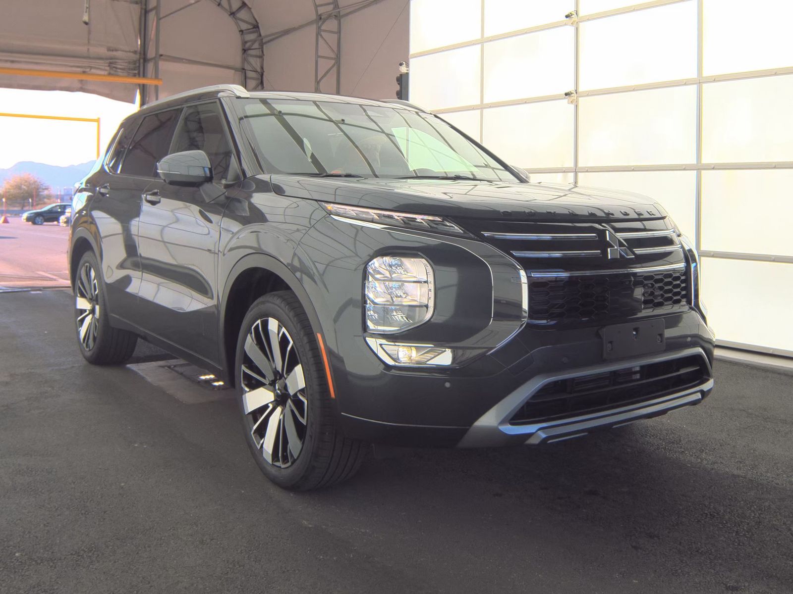 2025 Mitsubishi Outlander SEL FWD