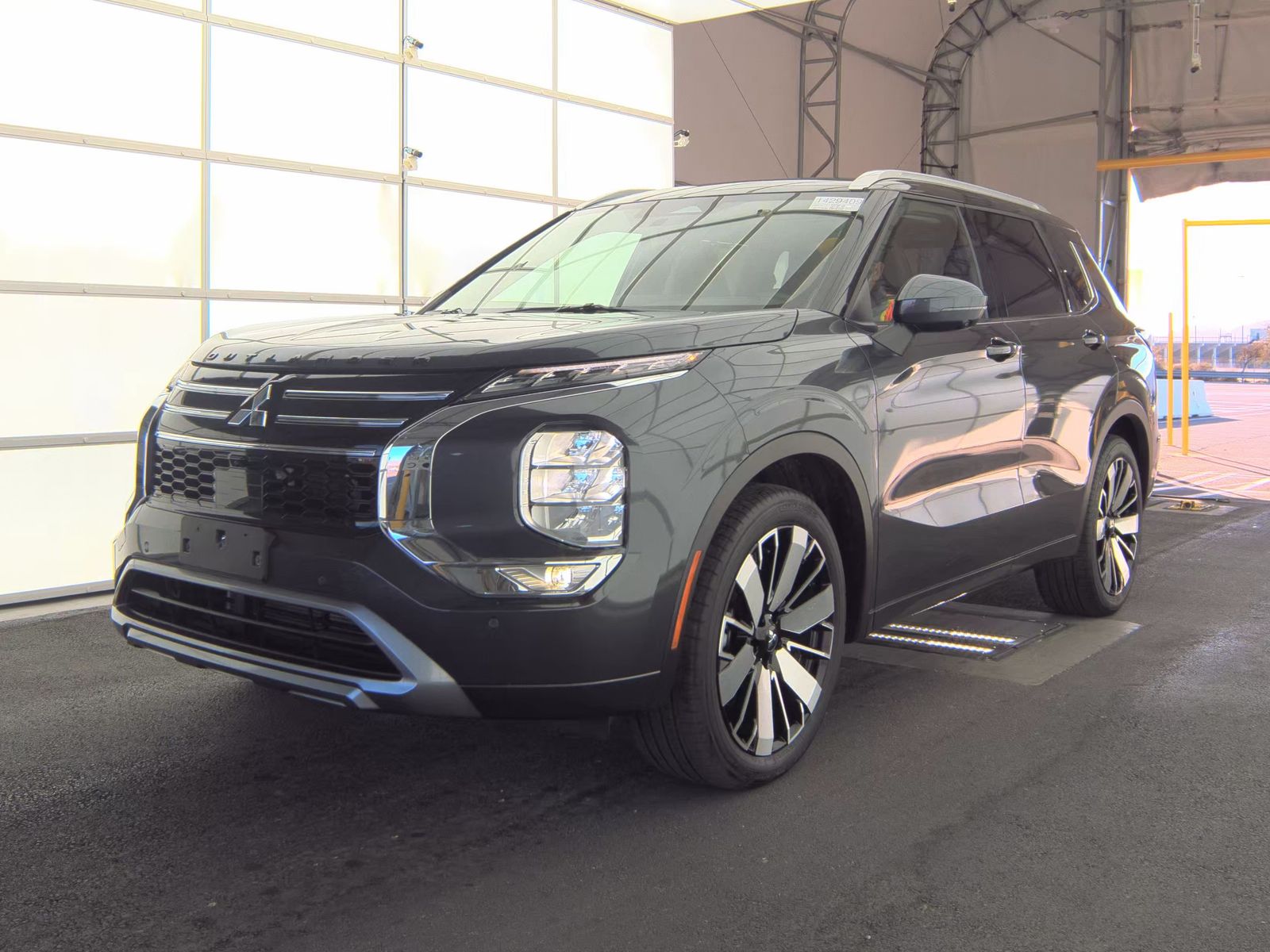 2025 Mitsubishi Outlander SEL FWD