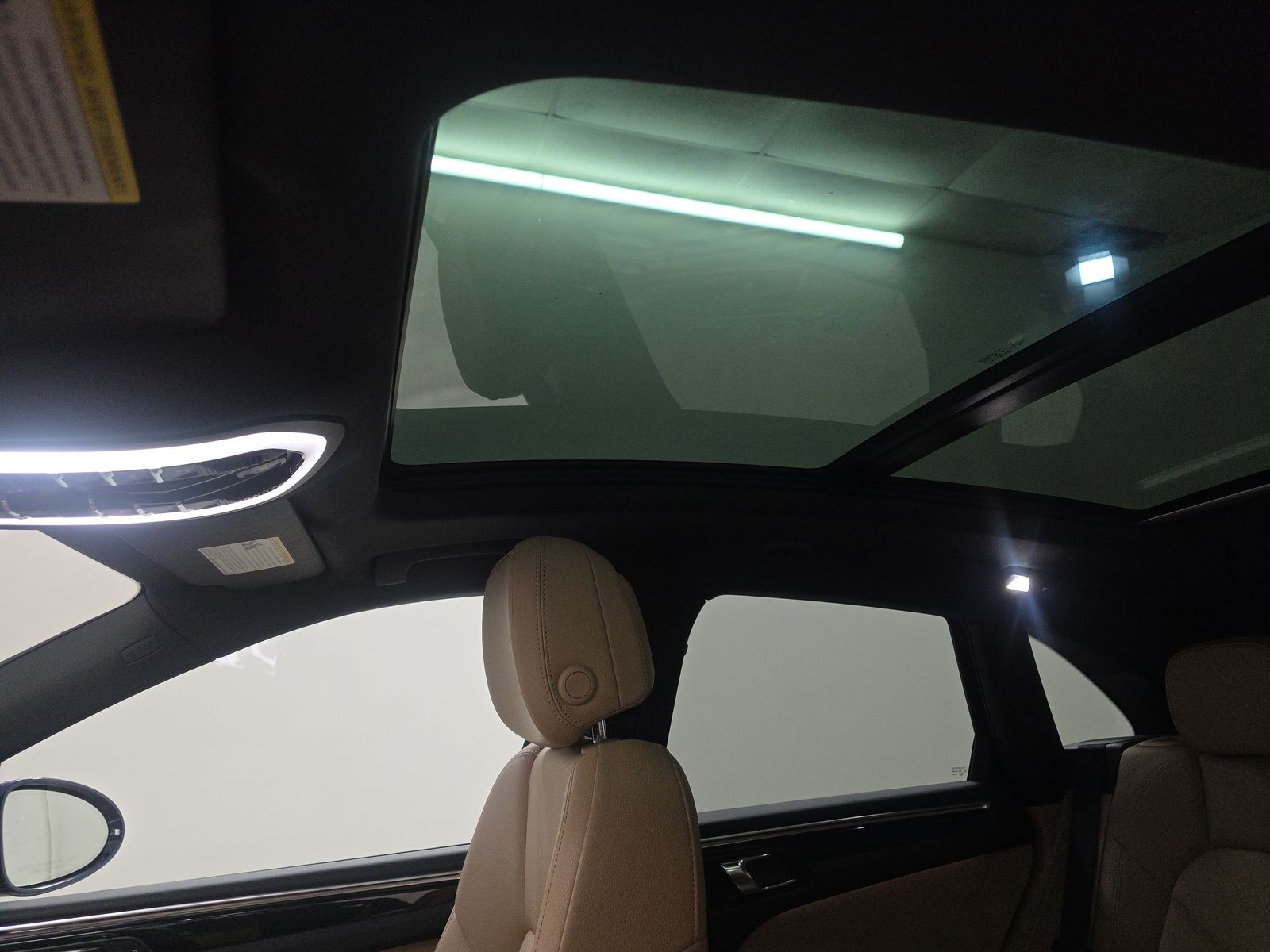 2022 Porsche Macan Base AWD