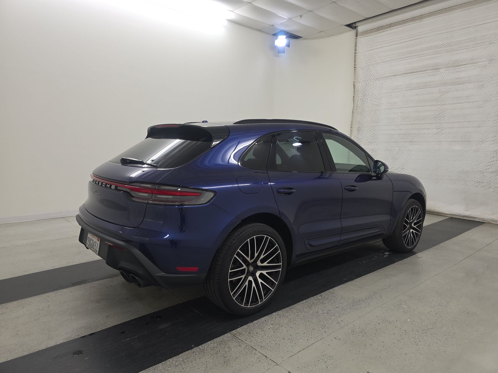 2022 Porsche Macan Base AWD