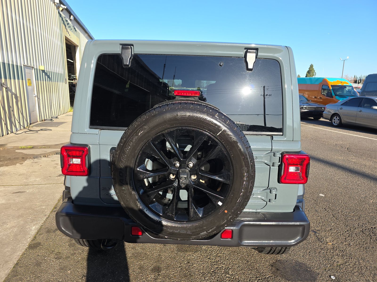 2025 Jeep Wrangler 4xe Sahara AWD