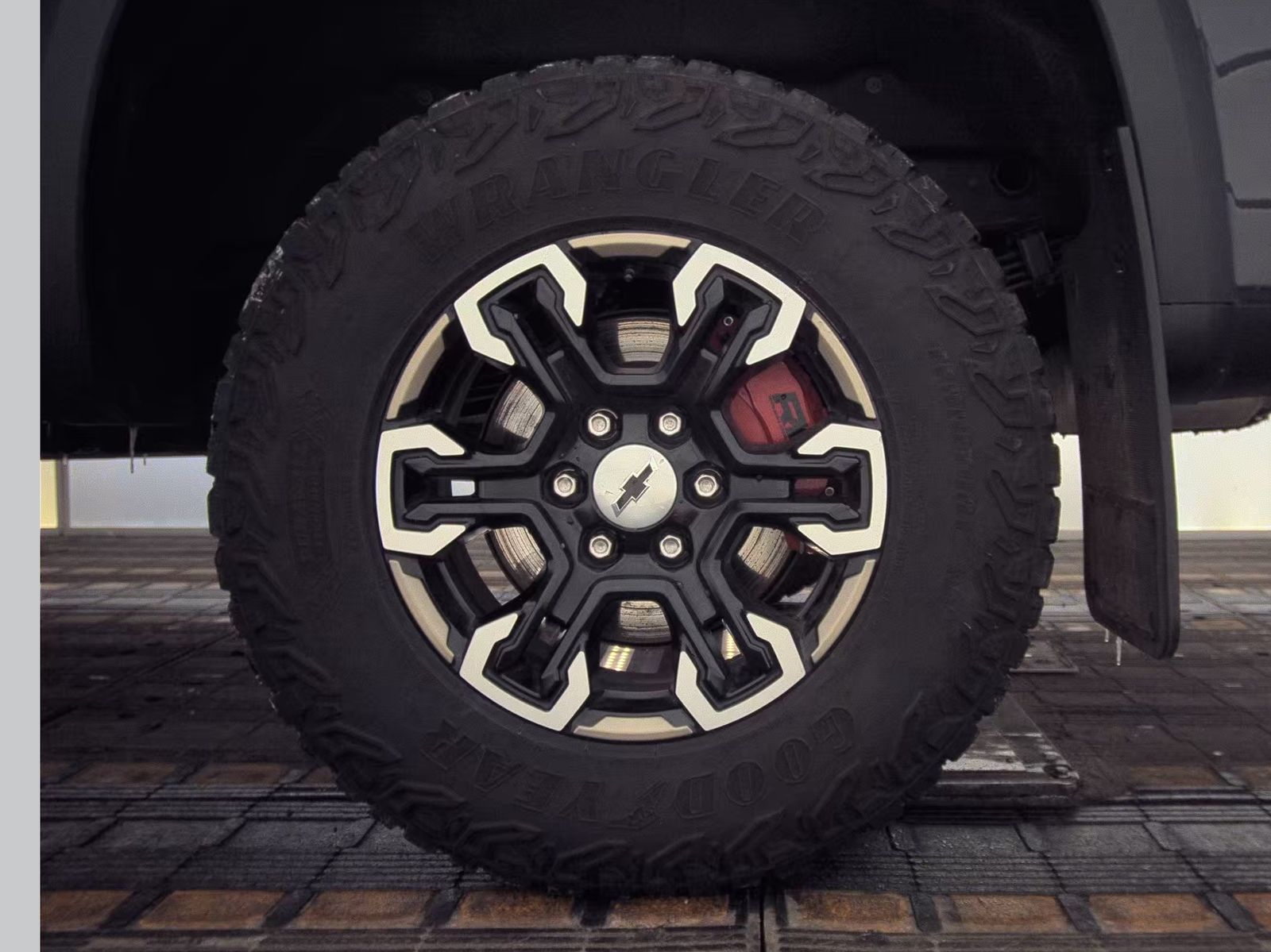 2023 Chevrolet Silverado 1500 ZR2 AWD